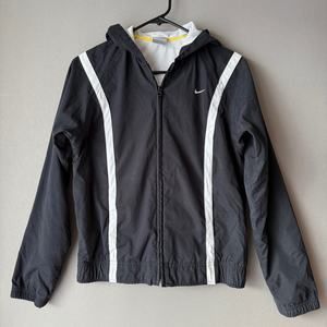 Nike Jacket Size S (4-6) Black zip Windbreaker‎